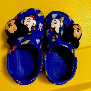 Kids/Toddler Disney Crocs sz 8